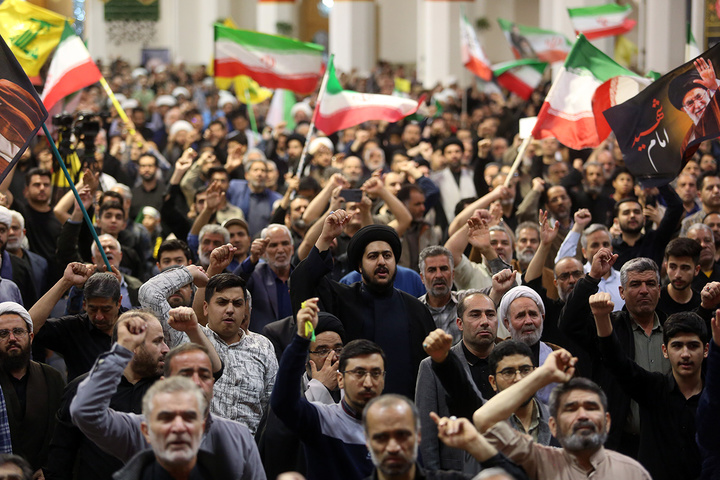 عزاداری شام اربعین امام شهید در حرم کریمه اهل بیت (س)