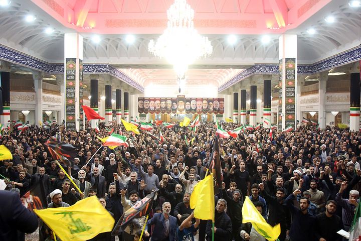 عزاداری شام اربعین امام شهید در حرم کریمه اهل بیت (س)