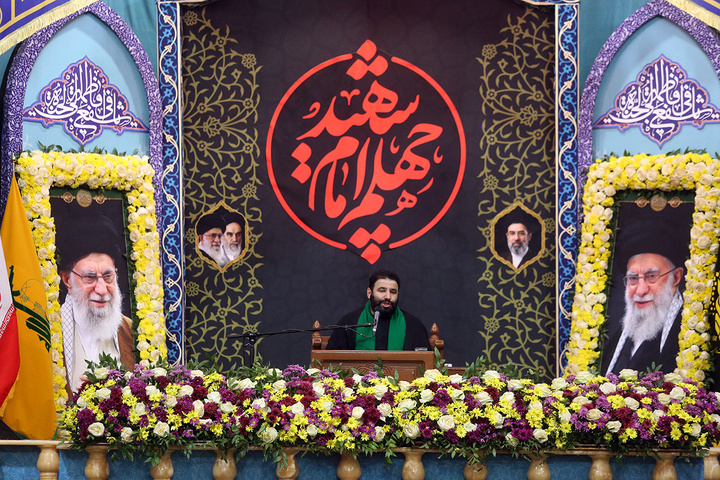 عزاداری شام اربعین امام شهید در حرم کریمه اهل بیت (س)