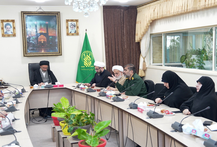 نشست ستاد بزرگداشت دهه کرامت استان قم برگزار شد