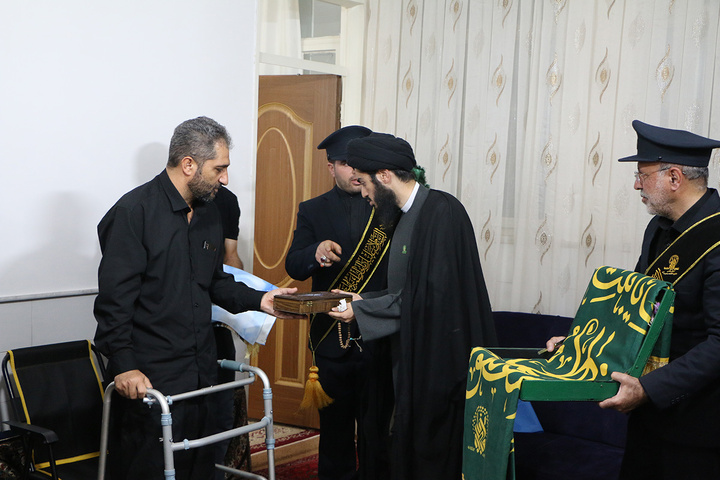 عطر حرم بانوی کرامت در منزل خانواده شهدا پیچید11