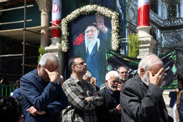 عرض ارادت دسته‌جات عزاداری امام صادق (ع) در حرم بانوی کرامت