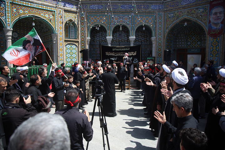 عرض ارادت دسته‌جات عزاداری امام صادق (ع) در حرم بانوی کرامت