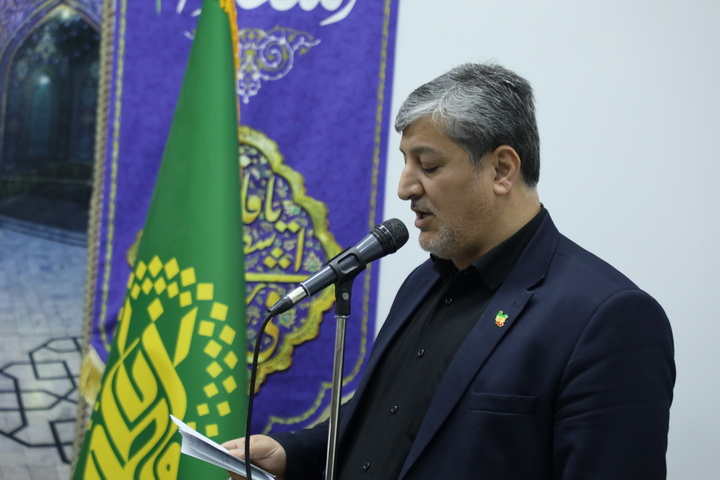 تجلیل تولیت حرم بانوی کرامت از مداحان و ذاکران در عرصه دفاع از انقلاب اسلامی همگام با مردم