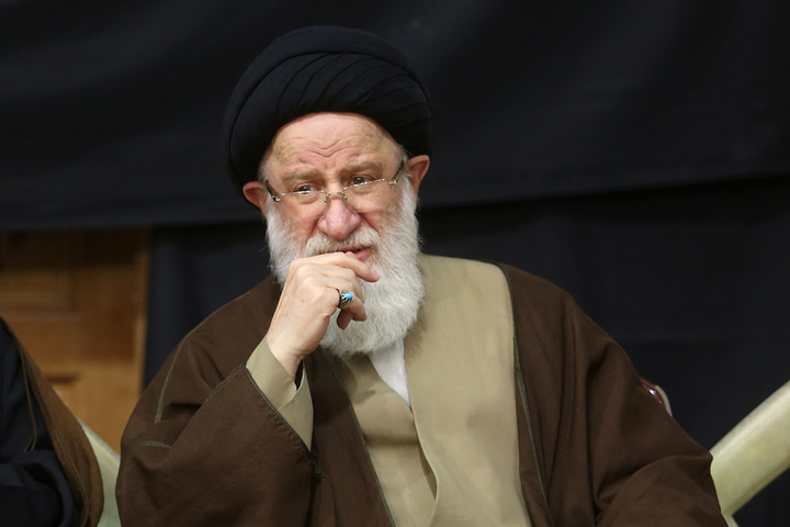 بزرگداشت سالروز هجوم رژیم ستمشاهی به مدرسه فیضیه قم در حرم بانوی کرامت