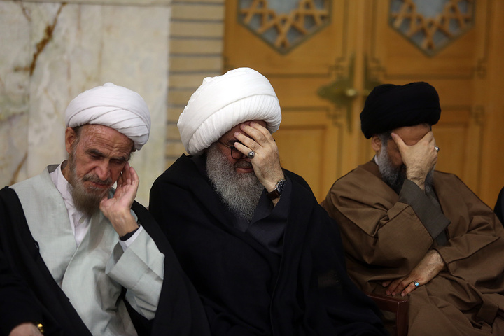 بزرگداشت سالروز هجوم رژیم ستمشاهی به مدرسه فیضیه قم در حرم بانوی کرامت