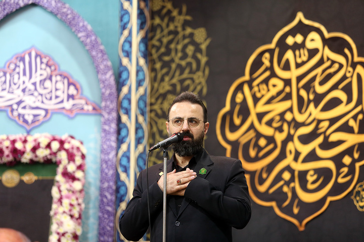 بزرگداشت سالروز هجوم رژیم ستمشاهی به مدرسه فیضیه قم در حرم بانوی کرامت