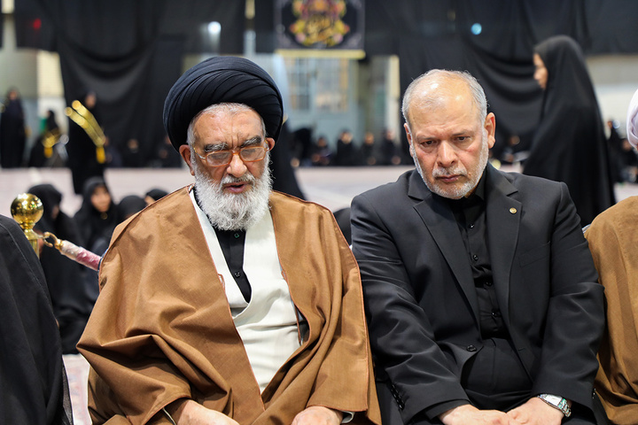 مراسم چهلم شهدای حمله آمریکا به دبیرخانه خبرگان قم