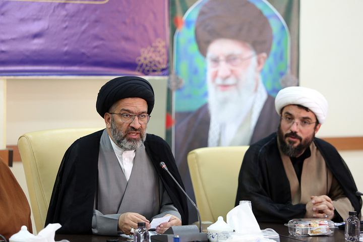 نشست خبری اعلام برنامه‌های حرم حضرت فاطمه معصومه(س) در دهه کرامت