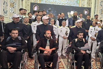 بغضی که میان صحن حرم جا ماند