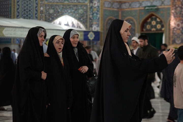 حال و هوای حرم حضرت معصومه(س) در شب میلاد ایشان