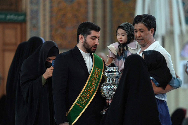 حال و هوای حرم حضرت معصومه(س) در شب میلاد ایشان