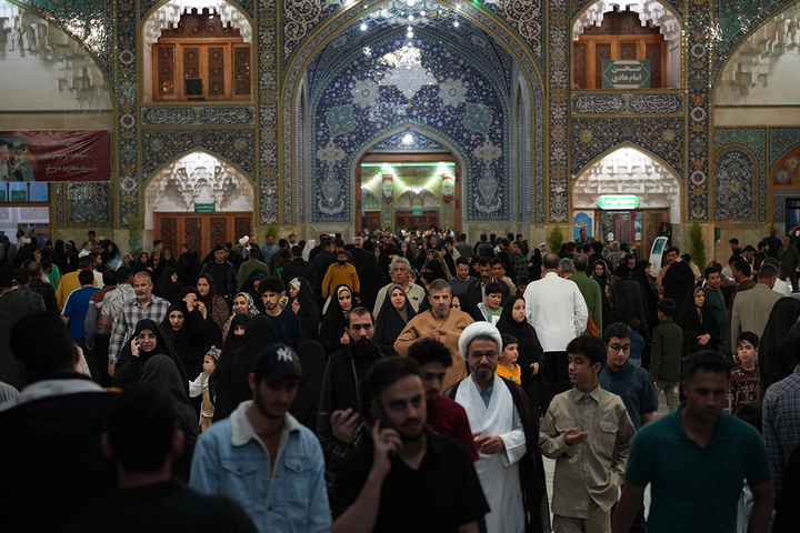 حال و هوای حرم حضرت معصومه(س) در شب میلاد ایشان