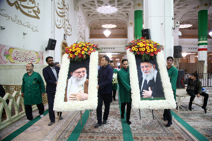 شبستان اصلی حرم مطهر بانوی کرامت غرق گل شد