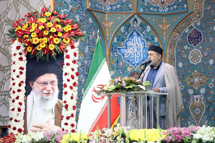 آئین خطبه‌خوانی خادمان حرم حضرت معصومه (س) و آغاز برنامه‌های دهه کرامت