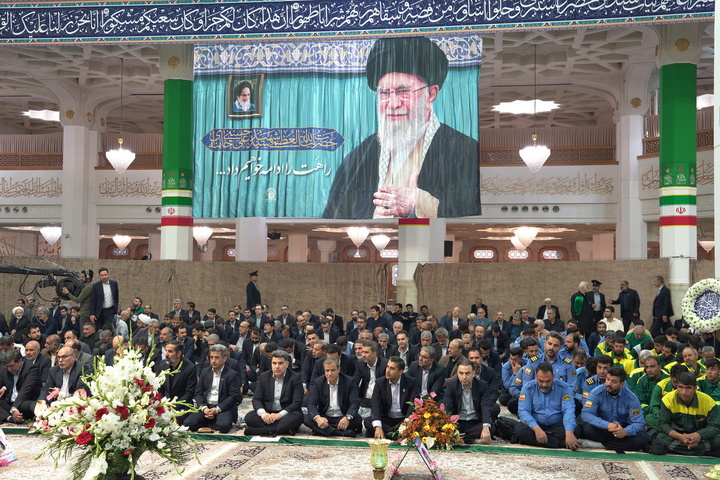 خطبه‌خوانی خادمان حرم حضرت معصومه (س) در سالروز میلاد بانوی کرامت