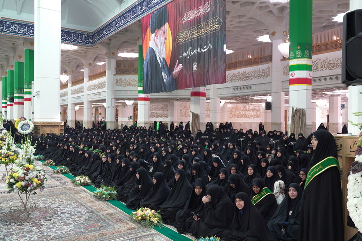 خطبه‌خوانی خادمان حرم حضرت معصومه (س) در سالروز میلاد بانوی کرامت
