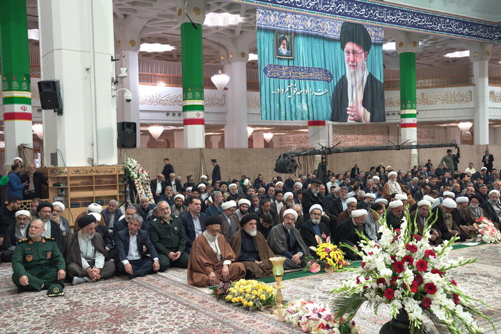خطبه‌خوانی خادمان حرم حضرت معصومه (س) در سالروز میلاد بانوی کرامت