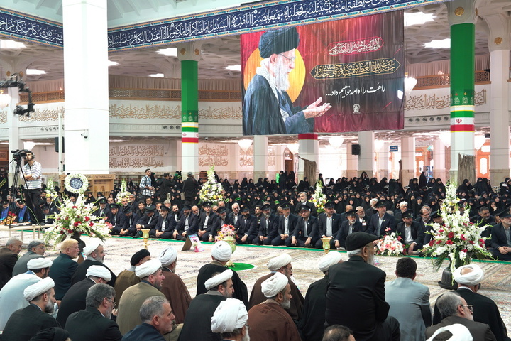 خطبه‌خوانی خادمان حرم حضرت معصومه (س) در سالروز میلاد بانوی کرامت