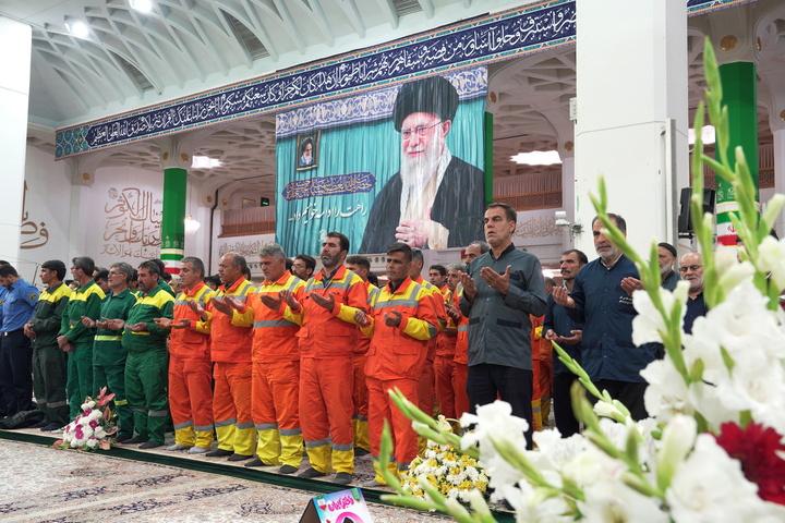 خطبه‌خوانی خادمان حرم حضرت معصومه (س) در سالروز میلاد بانوی کرامت