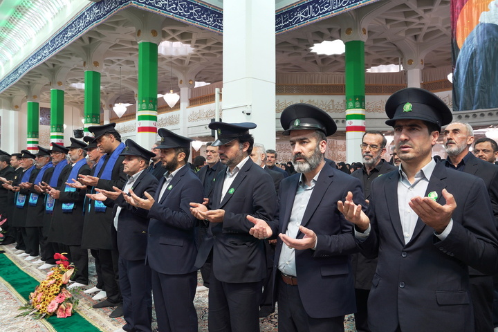 خطبه‌خوانی خادمان حرم حضرت معصومه (س) در سالروز میلاد بانوی کرامت