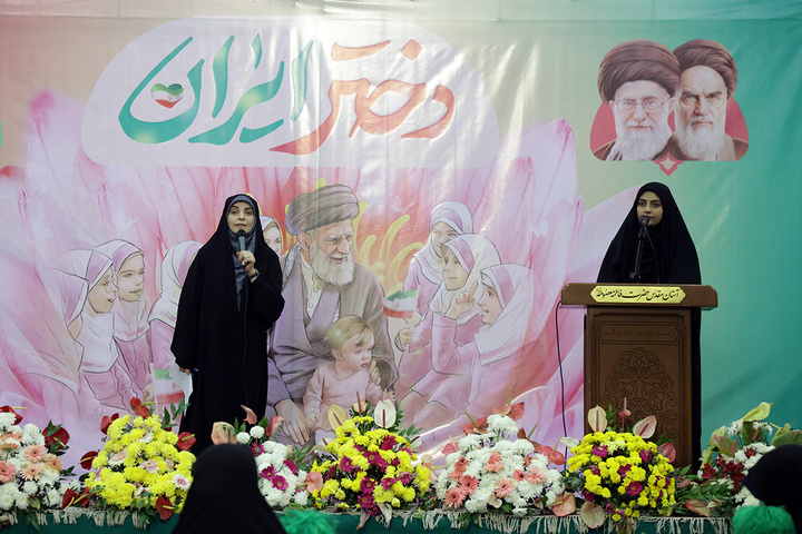 میزبانی حرم مطهر بانوی کرامت از ۷ هزار دختر در جشن «دختران ایران»