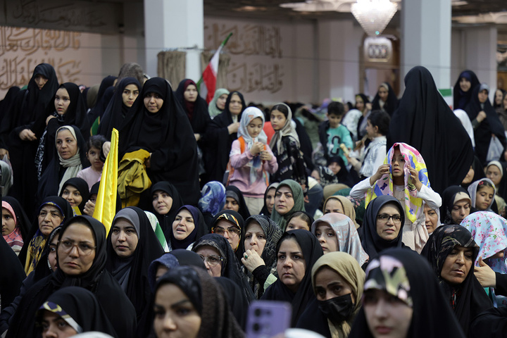 میزبانی حرم مطهر بانوی کرامت از ۷ هزار دختر در جشن «دختران ایران»