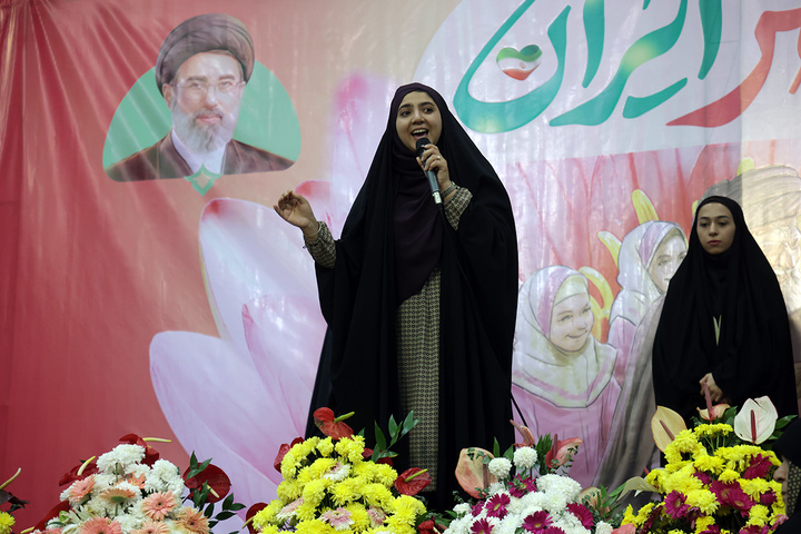 میزبانی حرم مطهر بانوی کرامت از ۷ هزار دختر در جشن «دختران ایران»