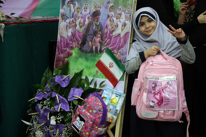 میزبانی حرم مطهر بانوی کرامت از ۷ هزار دختر در جشن «دختران ایران»