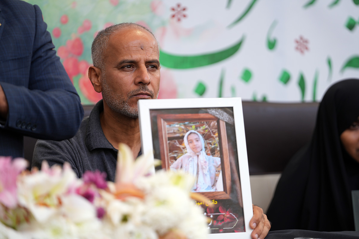 ۶ روایت‌ اقتدار از خانواده شهدای مدرسه شجره طیبه میناب + تصاویر