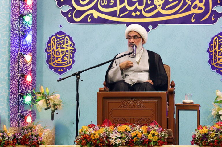 ولایت‌مداری؛ رمز اقتدار ایران در برابر استکبار