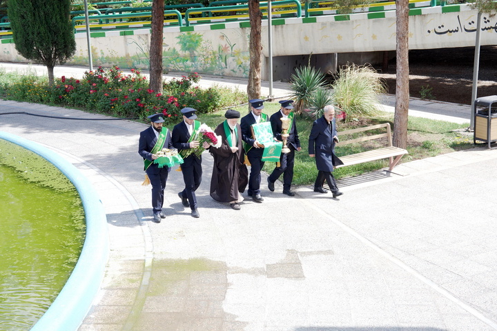 عیادت سفیران کریمه از بیماران بیمارستان شهید بهشتی قم