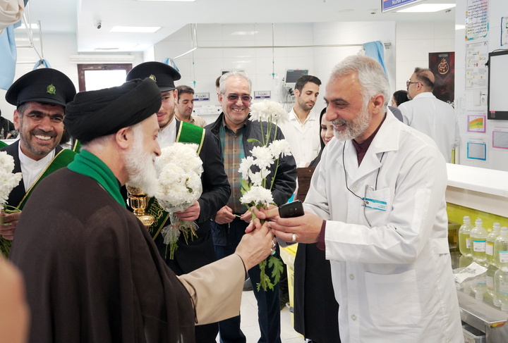 عیادت سفیران کریمه از بیماران بیمارستان شهید بهشتی قم