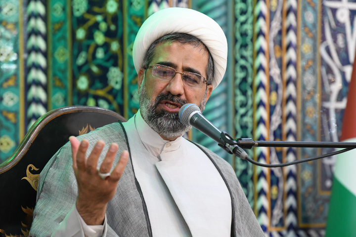 دعا برای پدر و مادر سیره انبیا و اولیای خداست
