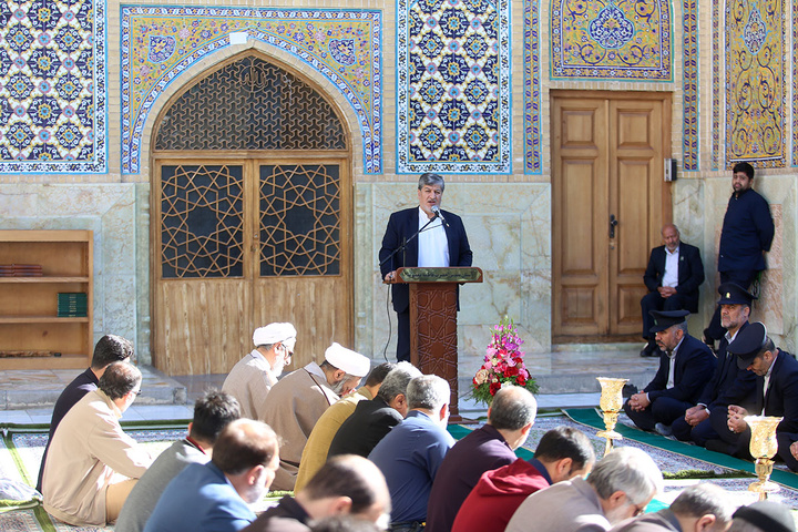 آیین خطبه‌خوانی اصحاب رسانه و کارکنان سپاه قم به مناسبت دهه کرامت