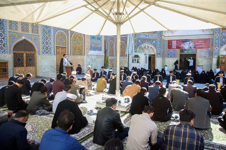 آیین خطبه‌خوانی اصحاب رسانه و کارکنان سپاه قم به مناسبت دهه کرامت