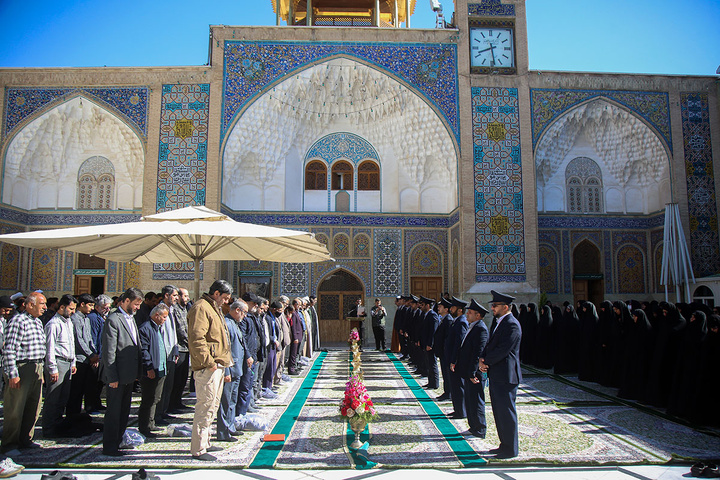 آیین خطبه‌خوانی اصحاب رسانه و کارکنان سپاه قم به مناسبت دهه کرامت