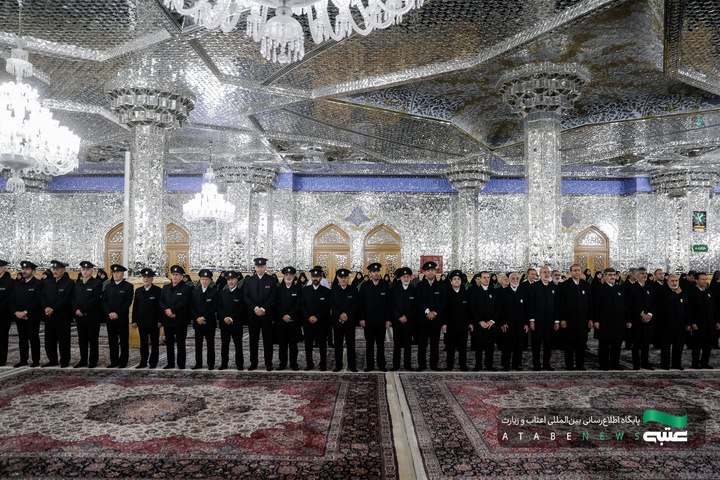 آیین تعویض شیفت دربانان بارگاه منور رضوی