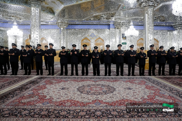 آیین تعویض شیفت دربانان بارگاه منور رضوی