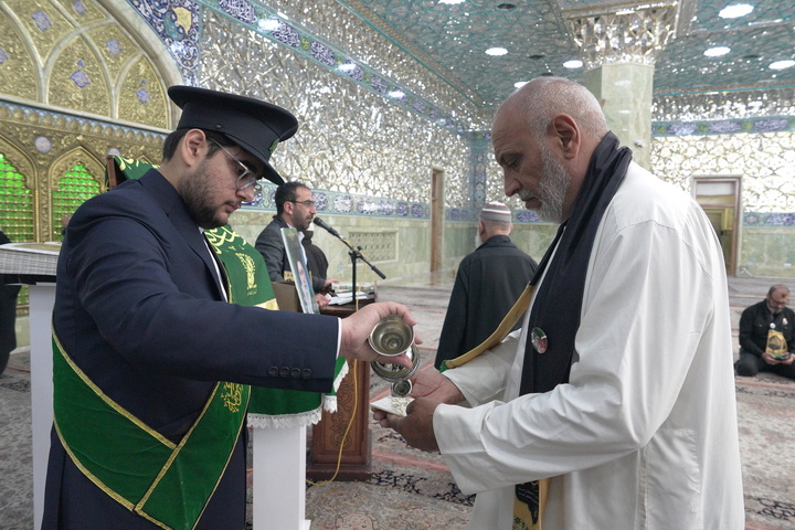 تجلیل از موکب‌داران عراقی موکب‌های همدلی و مواسات در حرم بانوی کرامت