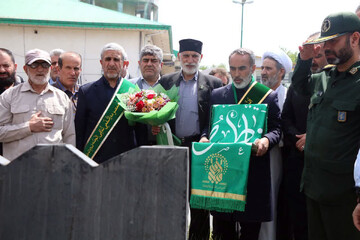استقبال مردم گیلان از خادمان و پرچم متبرک حرم بانوی کرامت