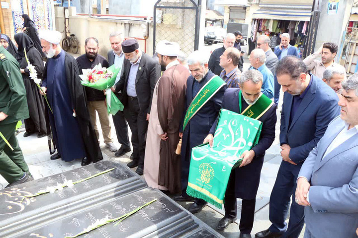 استقبال پرشور مردم گیلان از خادمان و پرچم متبرک حرم بانوی کرامت