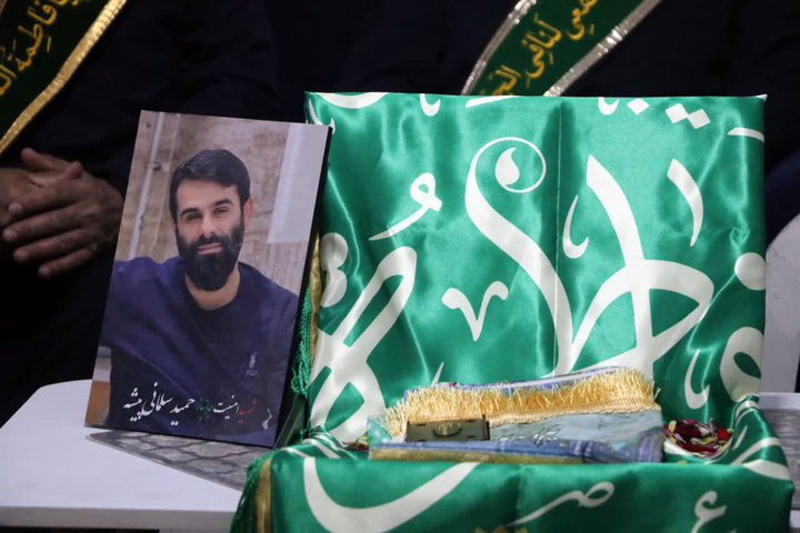 استقبال پرشور مردم گیلان از خادمان و پرچم متبرک حرم بانوی کرامت