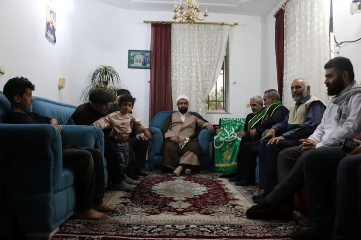 استقبال پرشور مردم گیلان از خادمان و پرچم متبرک حرم بانوی کرامت