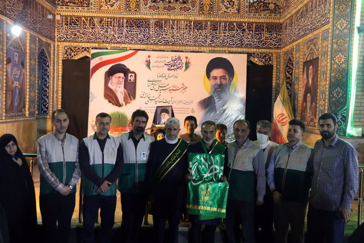 استقبال پرشور مردم گیلان از خادمان و پرچم متبرک حرم بانوی کرامت