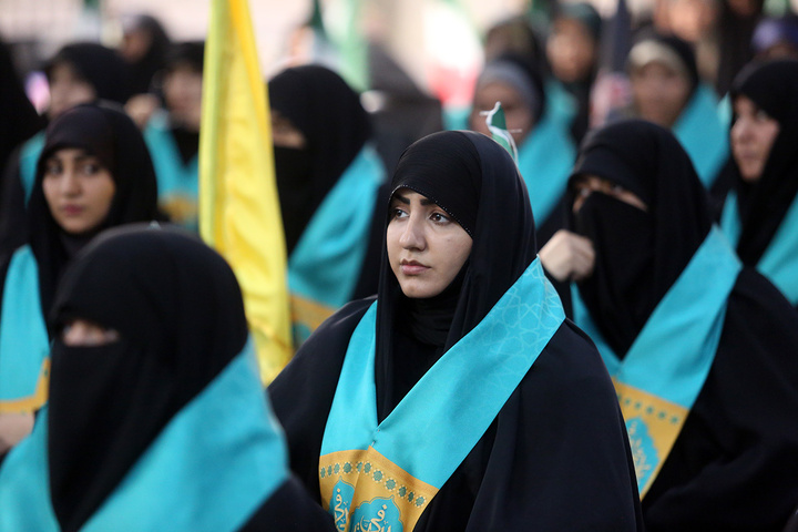 تجلیل از ۷۷ حافظ کل قرآن در سیزدهمین همایش طوبی کرامت +تصاویر