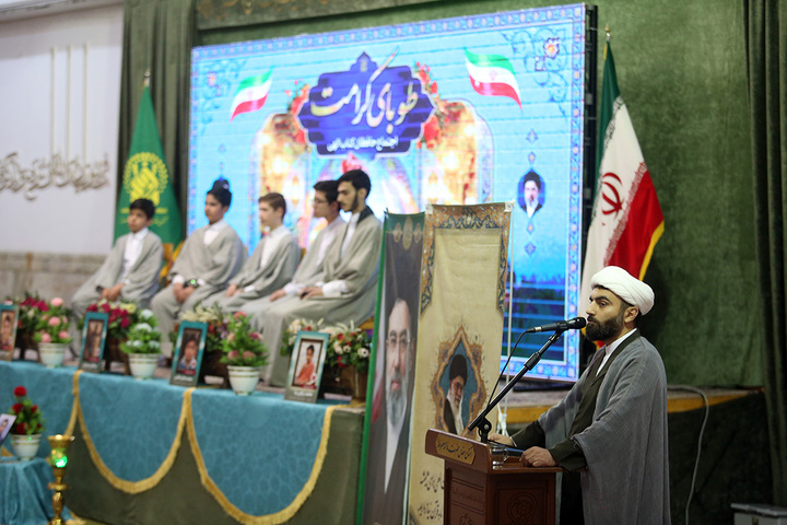 تجلیل از ۷۷ حافظ کل قرآن در سیزدهمین همایش طوبی کرامت +تصاویر