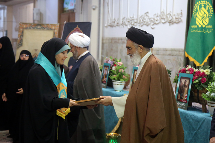 تجلیل از ۷۷ حافظ کل قرآن در سیزدهمین همایش طوبی کرامت +تصاویر