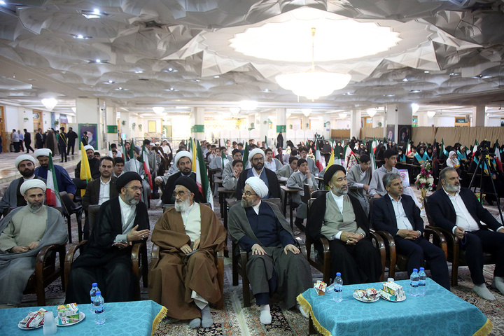 تجلیل از ۷۷ حافظ کل قرآن در سیزدهمین همایش طوبی کرامت +تصاویر