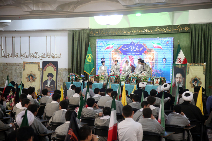 تجلیل از ۷۷ حافظ کل قرآن در سیزدهمین همایش طوبی کرامت +تصاویر